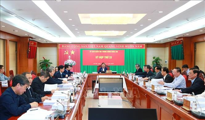 Ủy ban Kiểm tra Trung ương họp kỳ thứ 33 -0