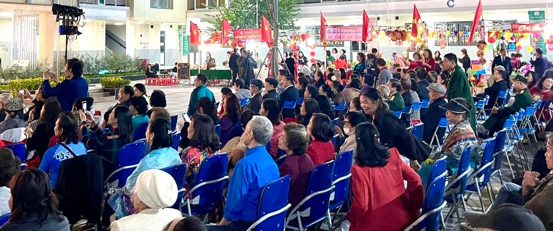 Liên tổ dân phố phường Giảng Võ vui Ngày hội Đại đoàn kết -0