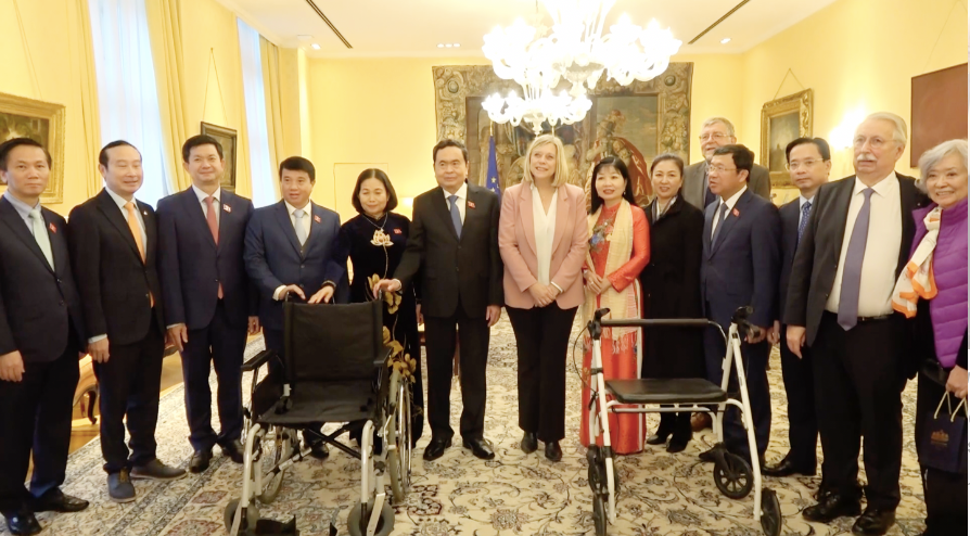 Phó Chủ tịch Thường trực Quốc hội Trần Thanh Mẫn hội kiến Chủ tịch Thượng viện và Chủ tịch Hạ viện Vương quốc Bỉ -0