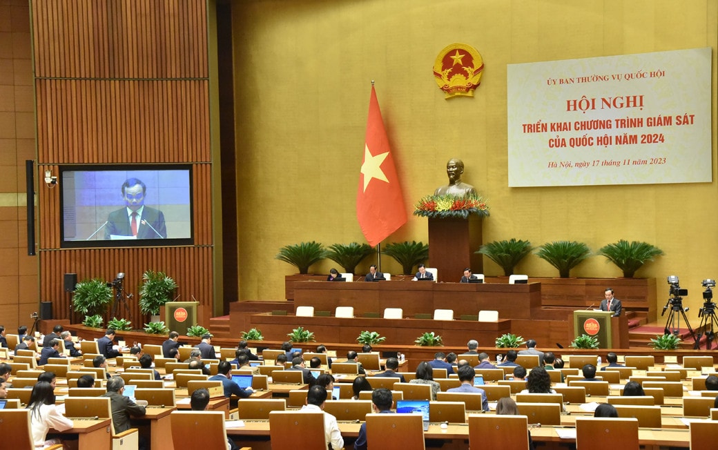 Chủ tịch Quốc hội Vương Đình Huệ: Giám sát nhưng mục tiêu kiến tạo phát triển rất nổi bật -0