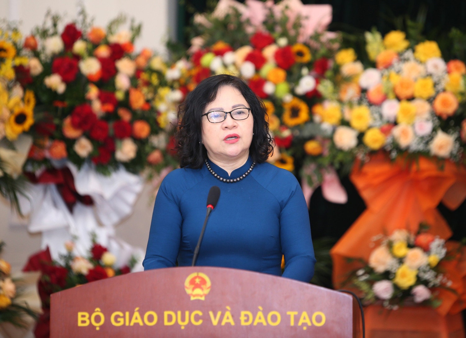 Bộ Giáo dục và Đào tạo gặp mặt đại biểu dự Chương trình “Chia sẻ cùng thầy cô” -0