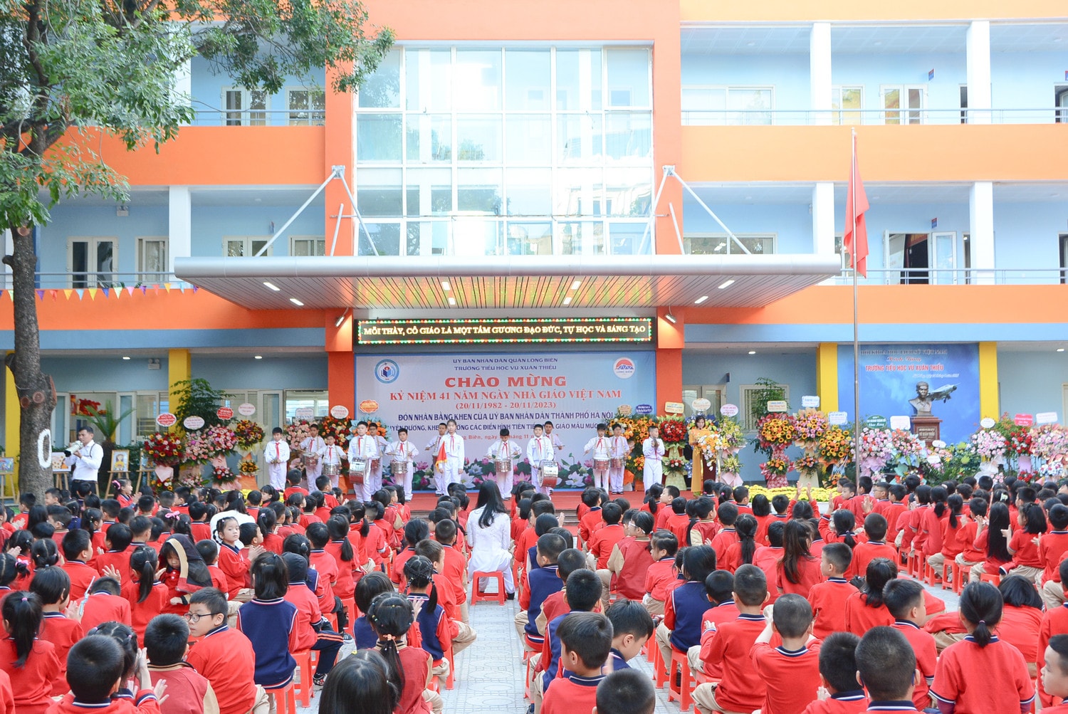 Trường Tiểu học Vũ Xuân Thiều đón nhận bằng khen của UBND TP. Hà Nội -0