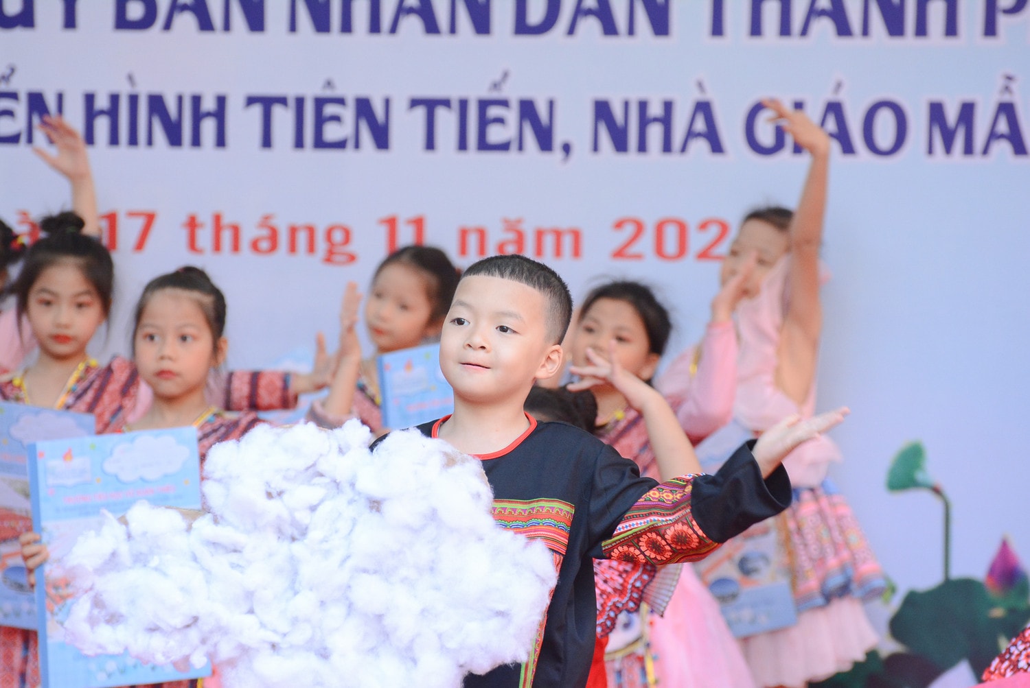Trường Tiểu học Vũ Xuân Thiều đón nhận bằng khen của UBND TP. Hà Nội -0