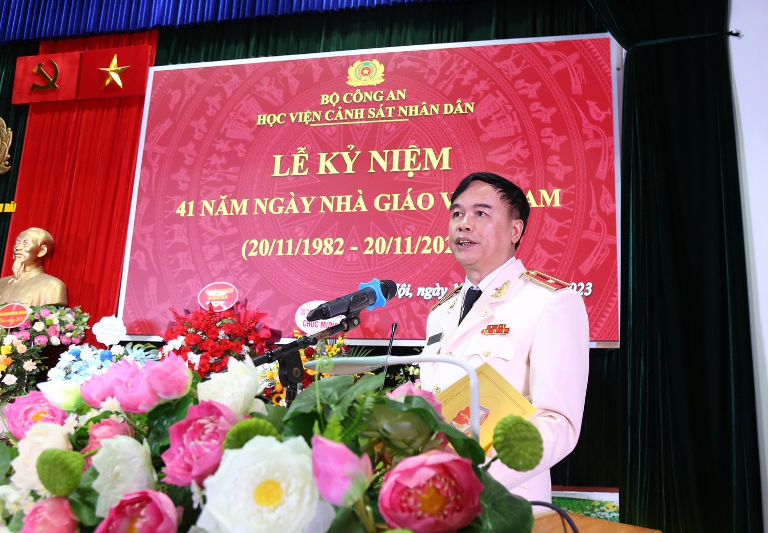 Học viện Cảnh sát nhân dân tổ chức Lễ kỷ niệm 41 năm Ngày Nhà giáo Việt Nam -0