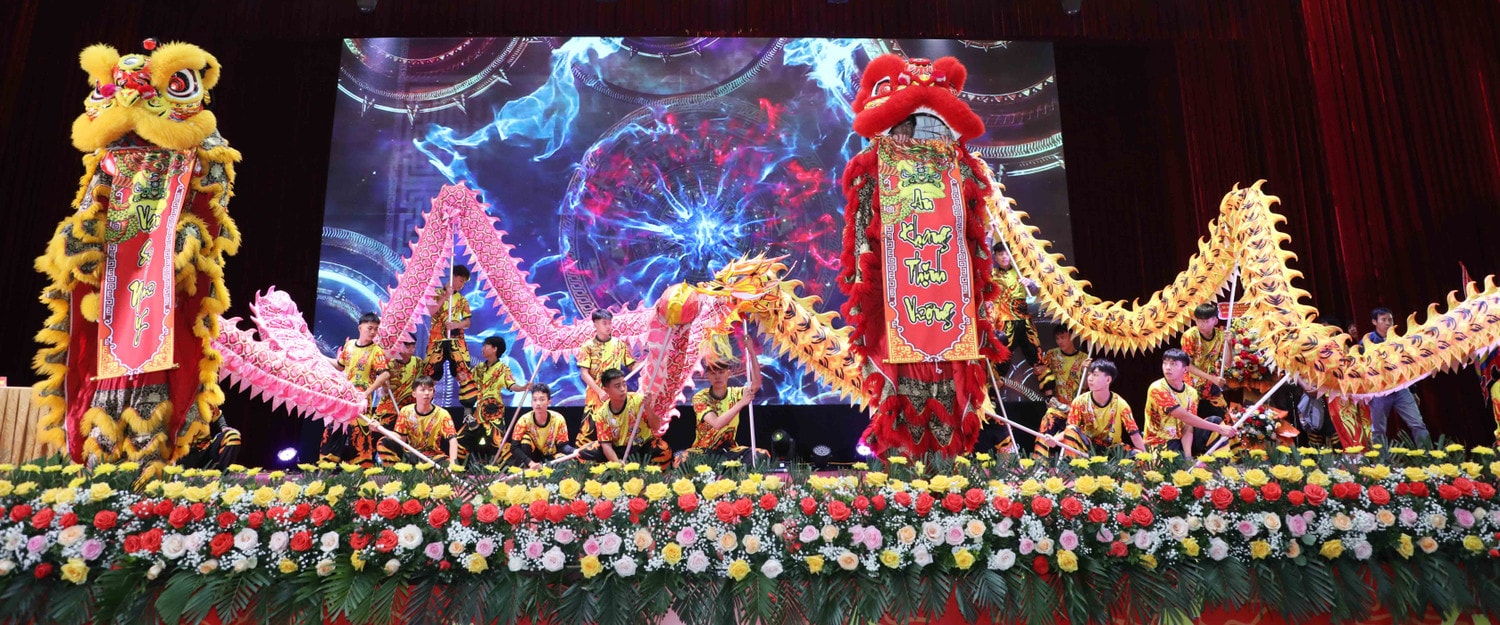 Tiết mục văn nghệ chào mừng Đại hội Họ Trần Việt Nam đoàn kết, dân chủ, kỷ cương, đổi mới và phát triển -0