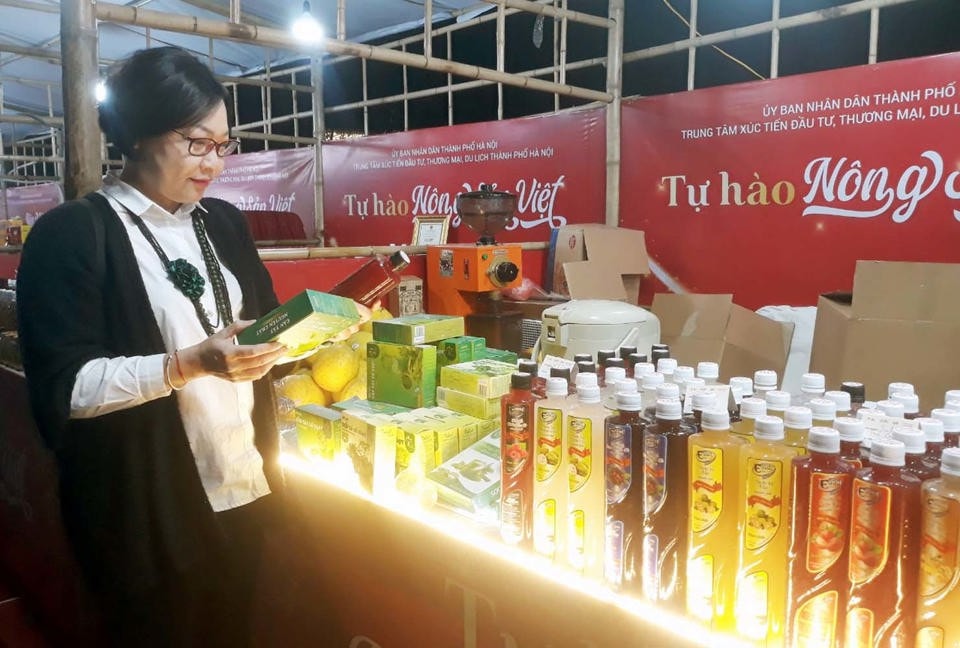 Hơn 120 gian hàng tham gia chương trình ‘Tự hào nông sản Việt’ -0
