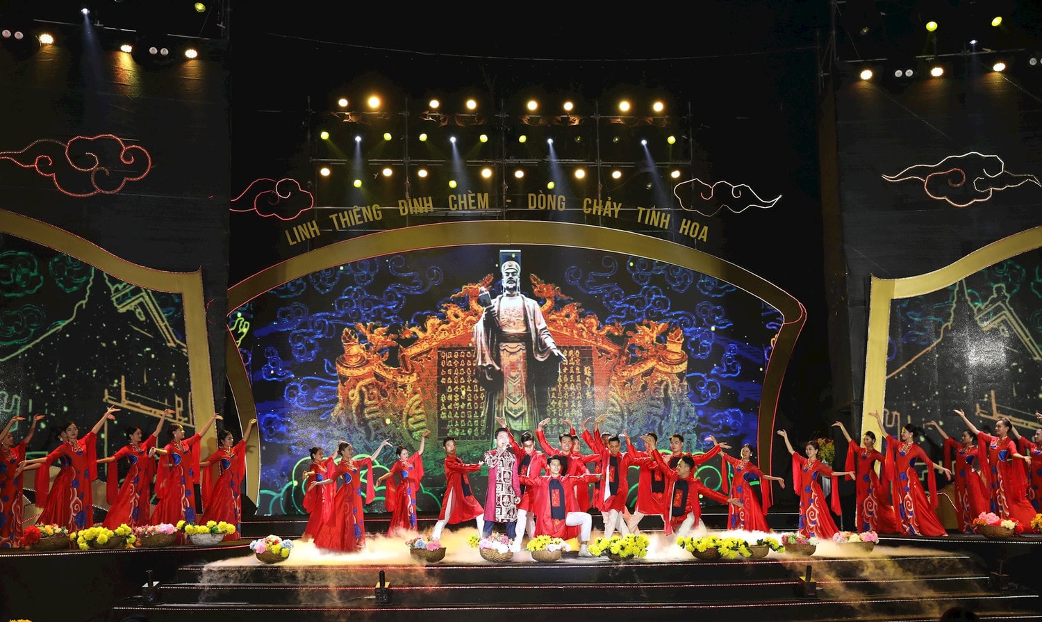 Chương trình nghệ thuật “Linh thiêng đình Chèm - Dòng chảy tinh hoa” -0