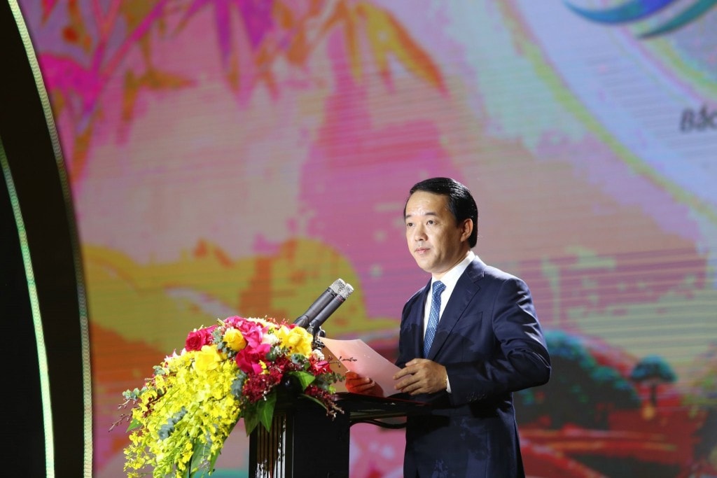 “Linh thiêng đình Chèm - Dòng chảy tinh hoa”- điểm nhấn trong chuỗi hoạt động lễ hội thiết kế sáng tạo -0