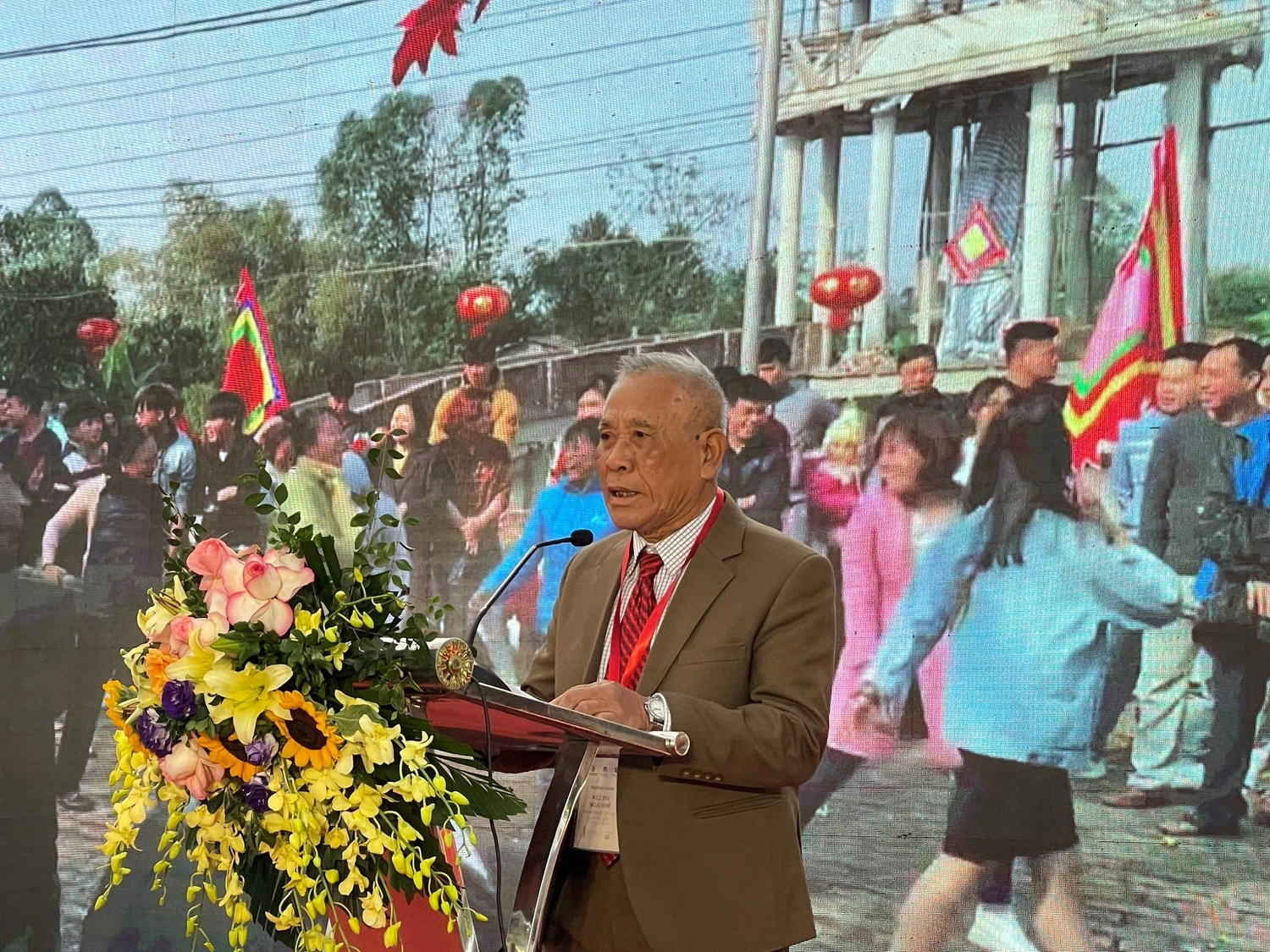 Liên kết cộng đồng trong bảo vệ và phát huy giá trị di sản kéo co -0