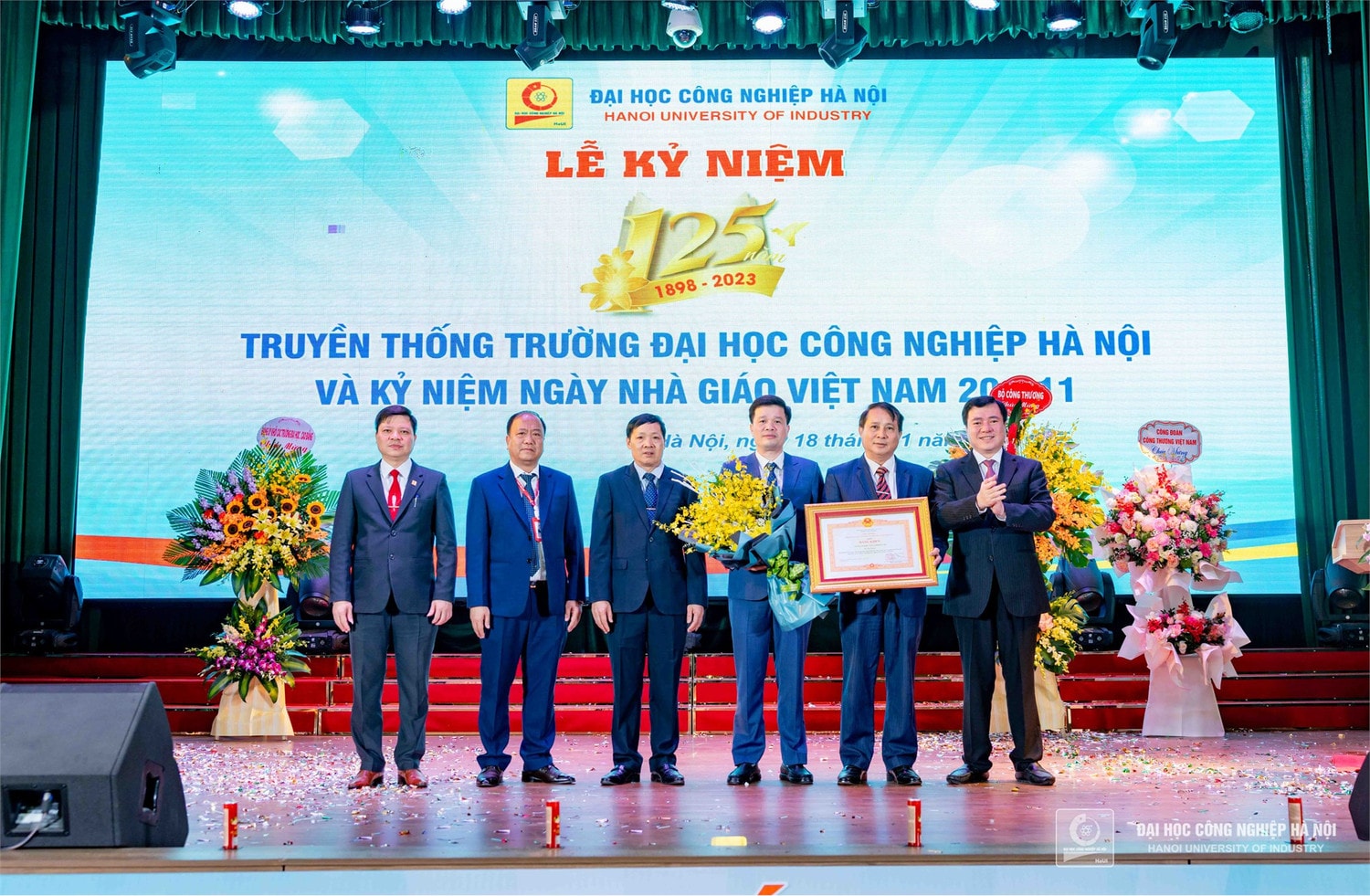 Lễ kỷ niệm 125 năm truyền thống Trường Đại học Công nghiệp Hà Nộ và kỷ niệm ngày Nhà giáo Việt Nam 20/11 -0