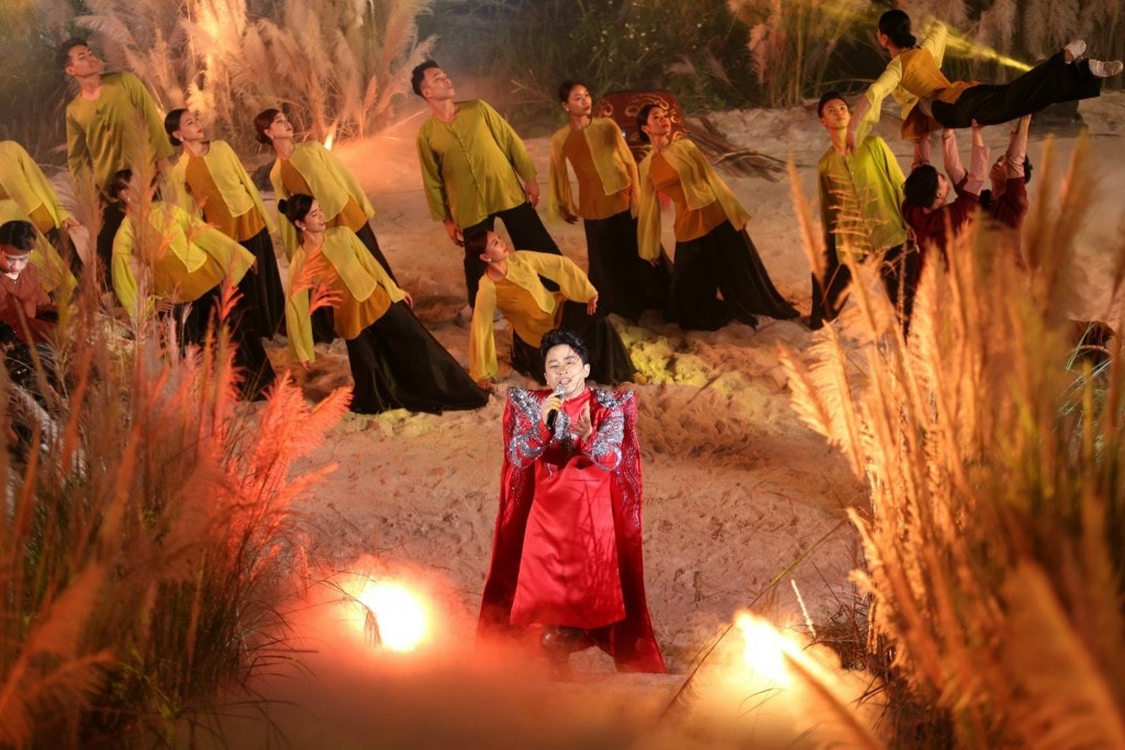 “Linh thiêng đình Chèm - Dòng chảy tinh hoa”- điểm nhấn trong chuỗi hoạt động lễ hội thiết kế sáng tạo -0