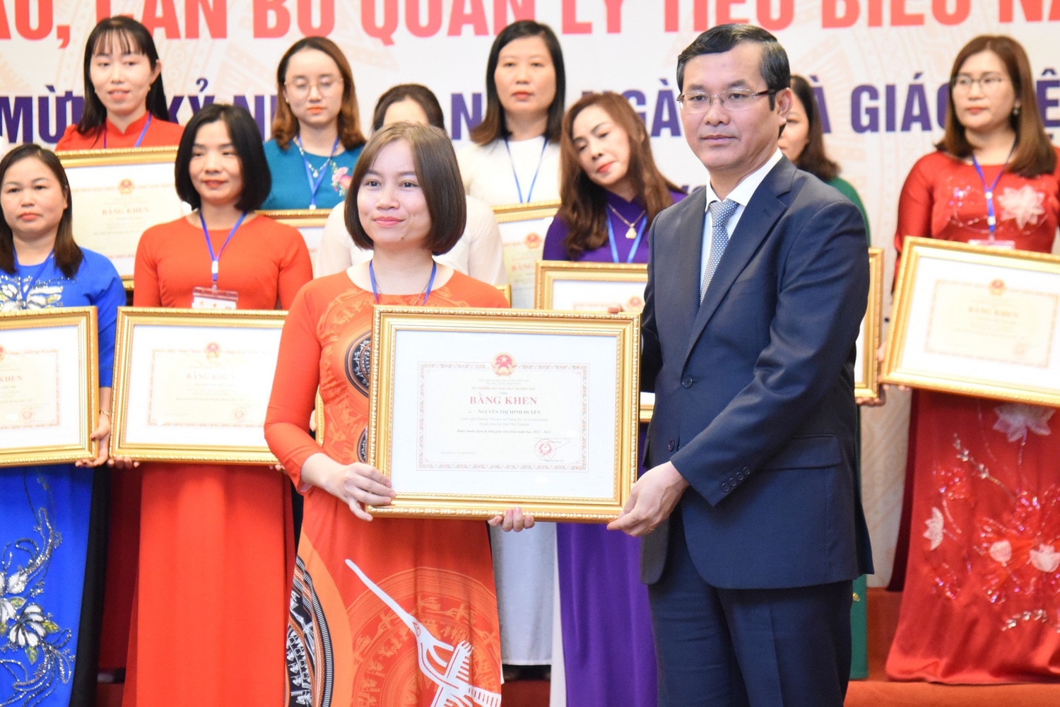 Bộ GD-ĐT tuyên dương nhà giáo, cán bộ quản lý tiêu biểu năm 2023 -0