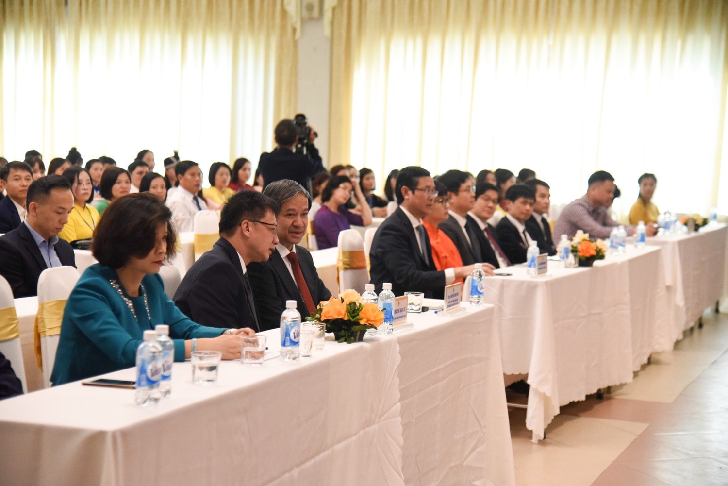 Bộ GD-ĐT tuyên dương nhà giáo, cán bộ quản lý tiêu biểu năm 2023 -0