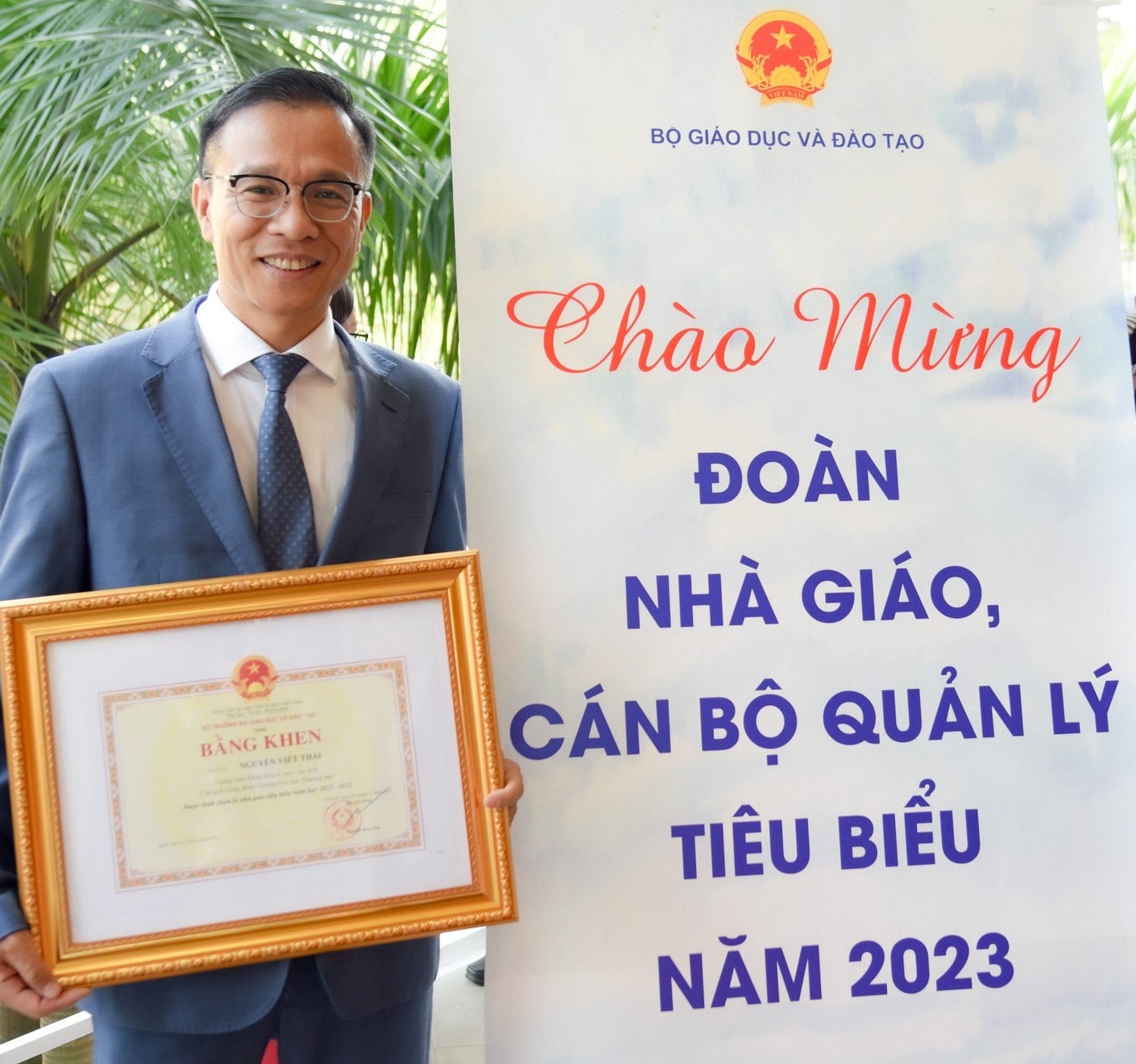 Bộ GD-ĐT tuyên dương 200 nhà giáo, cán bộ quản lý tiêu biểu năm 2023 -0