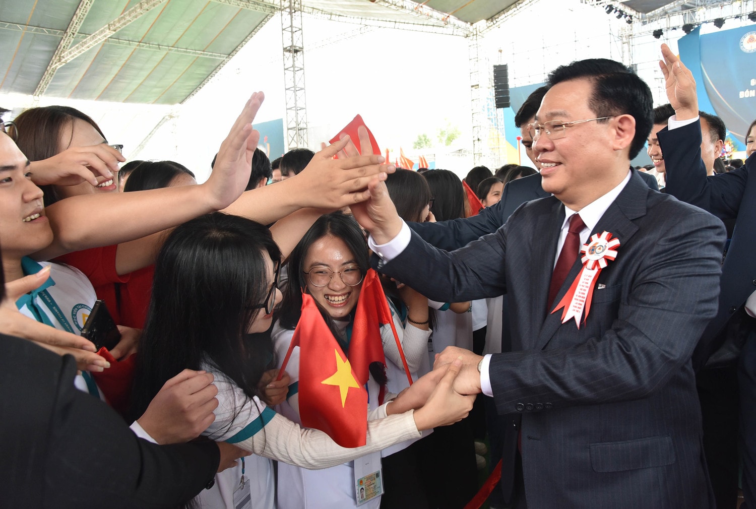 Chủ tịch Quốc hội Vương Đình Huệ dự Lễ kỷ niệm 60 năm thành lập Học viện Tài chính -0