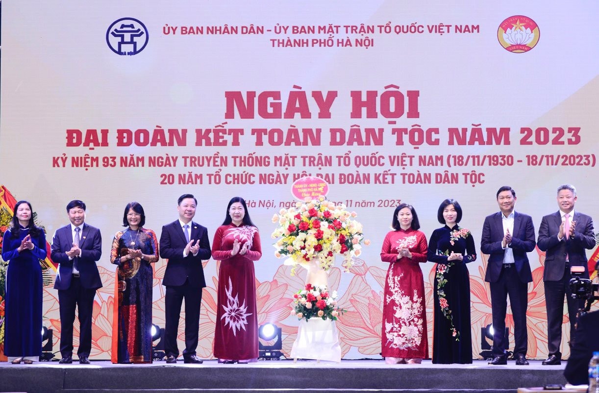 Xây dựng khối đại đoàn kết vững chắc, tham gia tích cực vào công cuộc phát triển Thủ đô -0