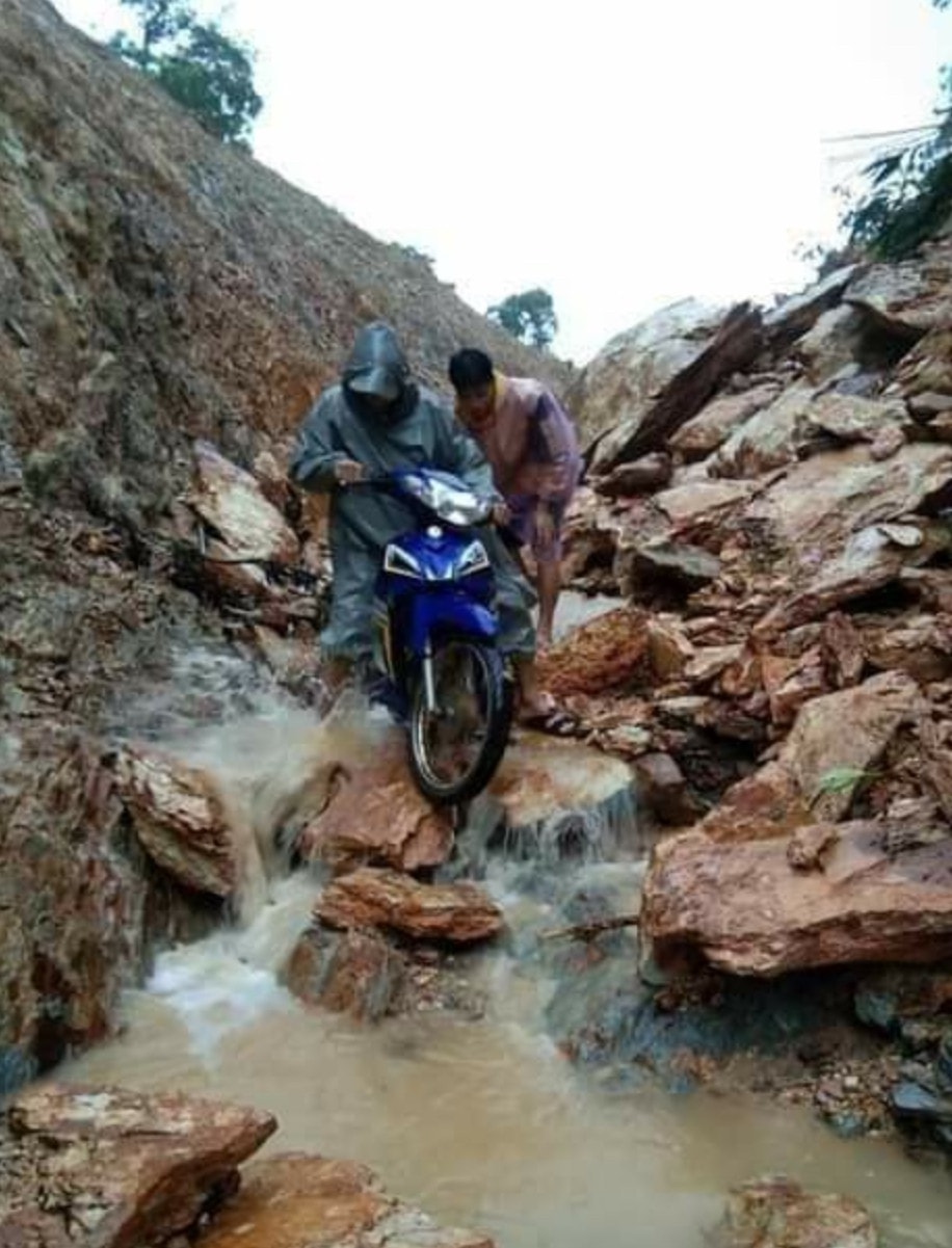 “Gieo chữ” trên đất rừng biên giới -0