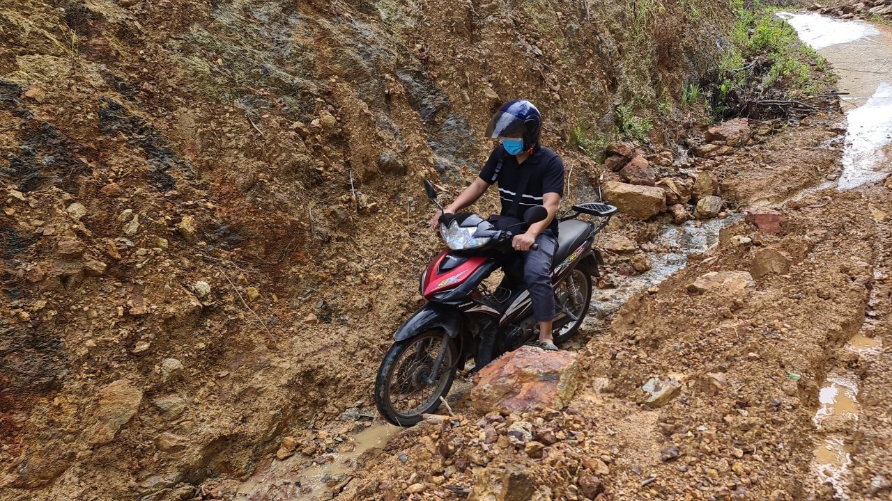 “Gieo chữ” trên đất rừng biên giới -0