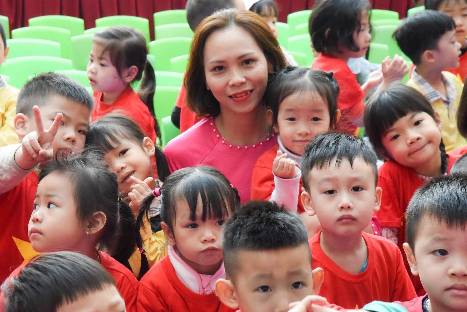 Hà Nội: Trường Mẫu giáo Số 10 đón nhận Bằng khen của Thủ tướng Chính phủ -0