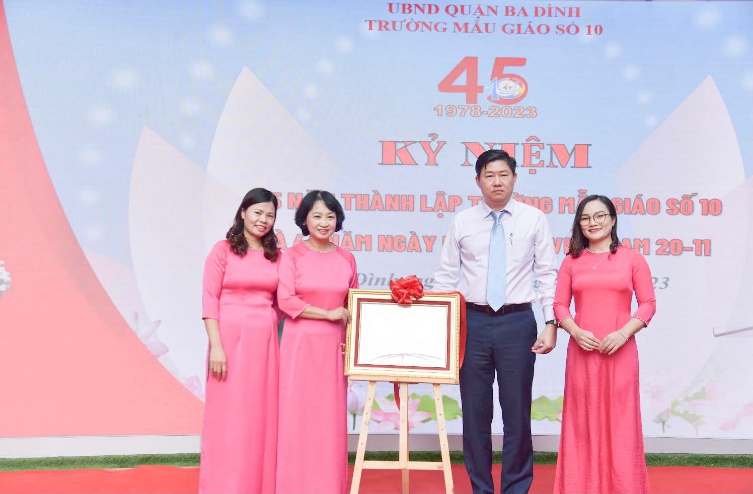 Hà Nội: Trường Mẫu giáo Số 10 đón nhận Bằng khen của Thủ tướng Chính phủ -0