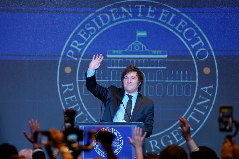 Ứng cử viên cực hữu Javier Milei giành chiến thắng trong cuộc bầu cử Tổng thống vòng hai tại Argentine. Ảnh: AP