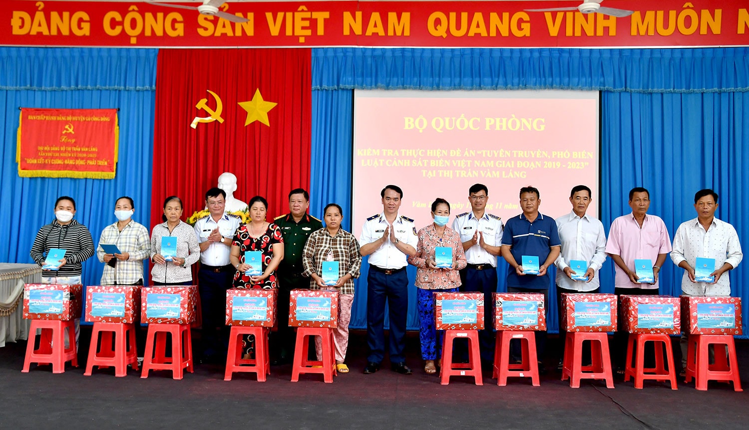 Tạo chuyển biến tích cực trong chấp hành pháp luật trên biển -0