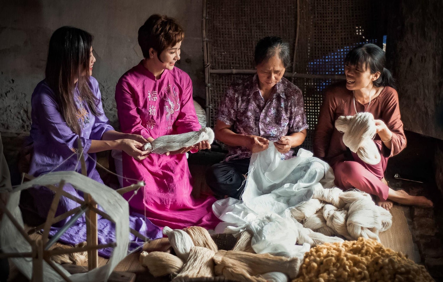 Hồi sinh lụa đũi Nam Cao. Ảnh: Hanhsilk