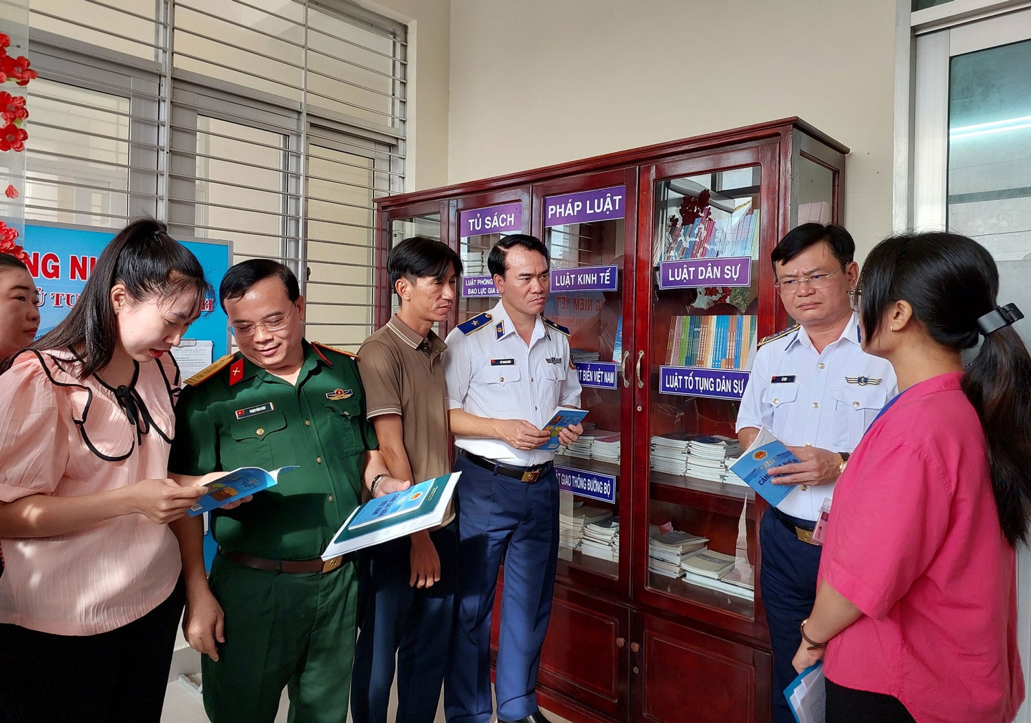Tạo chuyển biến tích cực trong chấp hành pháp luật trên biển -0