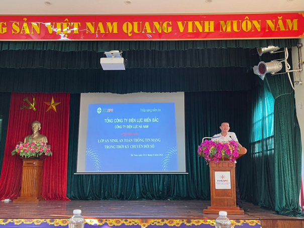 Công ty Điện lực Hà Nam tổ chức đào tạo nhận thức về chuyển đổi số và an toàn thông tin -0