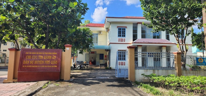 Vụ biệt thự khang trang và gần 3.000m2 đất chuyển nhượng 200 triệu đồng: Sở Tư pháp thụ lý đơn tố cáo Công ty đấu giá
