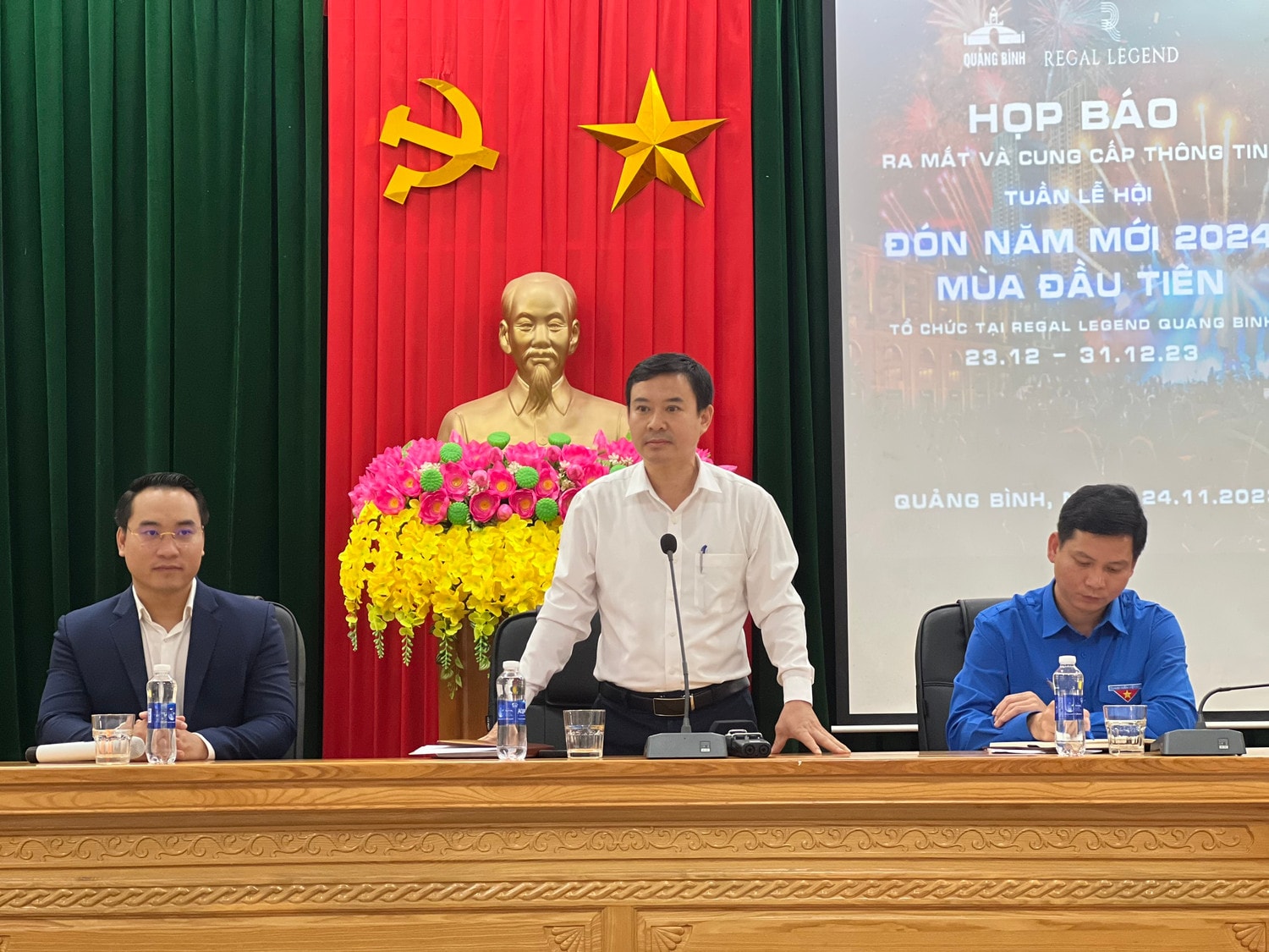 Quảng Bình thu hút du khách với lễ hội chào đón năm mới 2024 -0