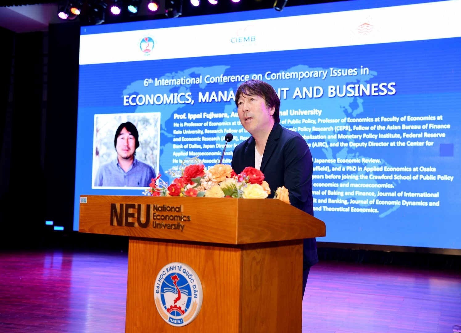 Các nhà khoa học Việt Nam và Úc bàn về vấn đề đương đại trong Kinh tế, Quản trị và Kinh doanh ảnh 4 dsc_1350 (copy).jpg -0