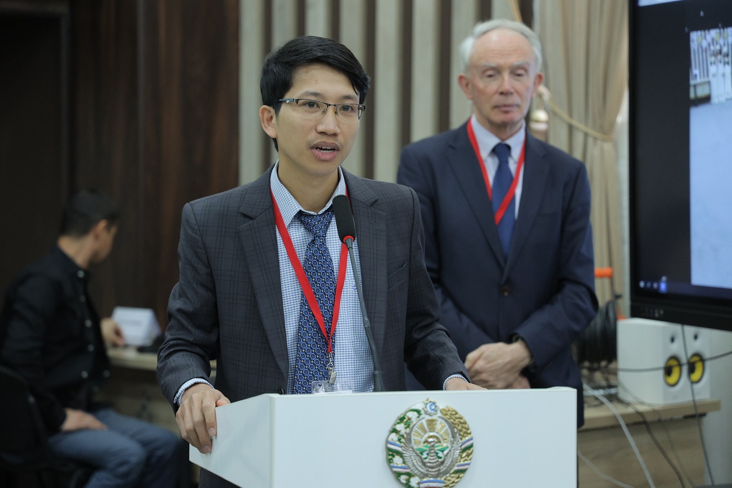 Nhà khoa học trẻ Việt Nam nhận tài trợ nghiên cứu từ UNESCO -0