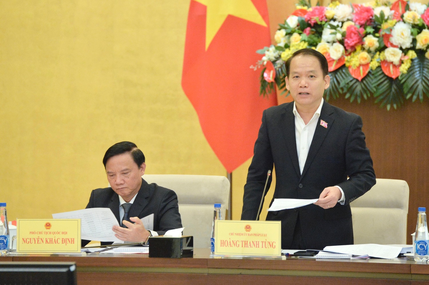 Phó Chủ tịch Quốc hội Nguyễn Khắc Định dự Phiên họp toàn thể của Ủy ban Pháp luật -0