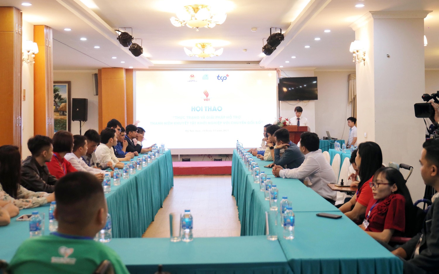 Quang cảnh hội thảo Cần bổ sung thêm các danh sách hỗ trợ chính cho người khởi nghiệp và chuyển đổi số -0