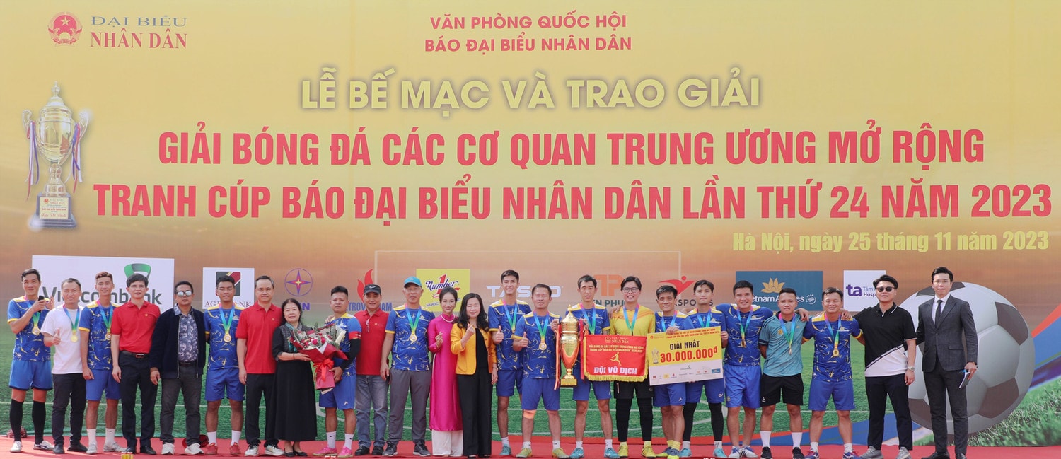 Bế mạc Giải bóng đá các cơ quan Trung ương mở rộng tranh Cúp Báo Đại biểu Nhân dân -0