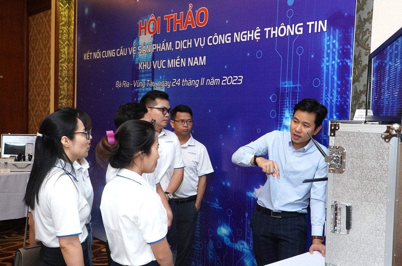 Xây dựng Vùng động lực công nghiệp công nghệ thông tin tại Đông Nam Bộ