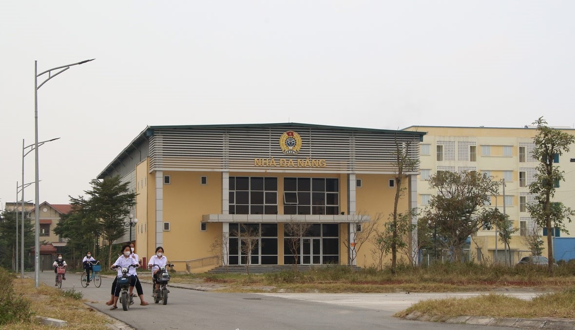 Đường vào Khu thiết chế công đoàn, KCN Đồng Văn II, huyện Duy Tiên, Hà Nam - ẢNH GIANG NAM