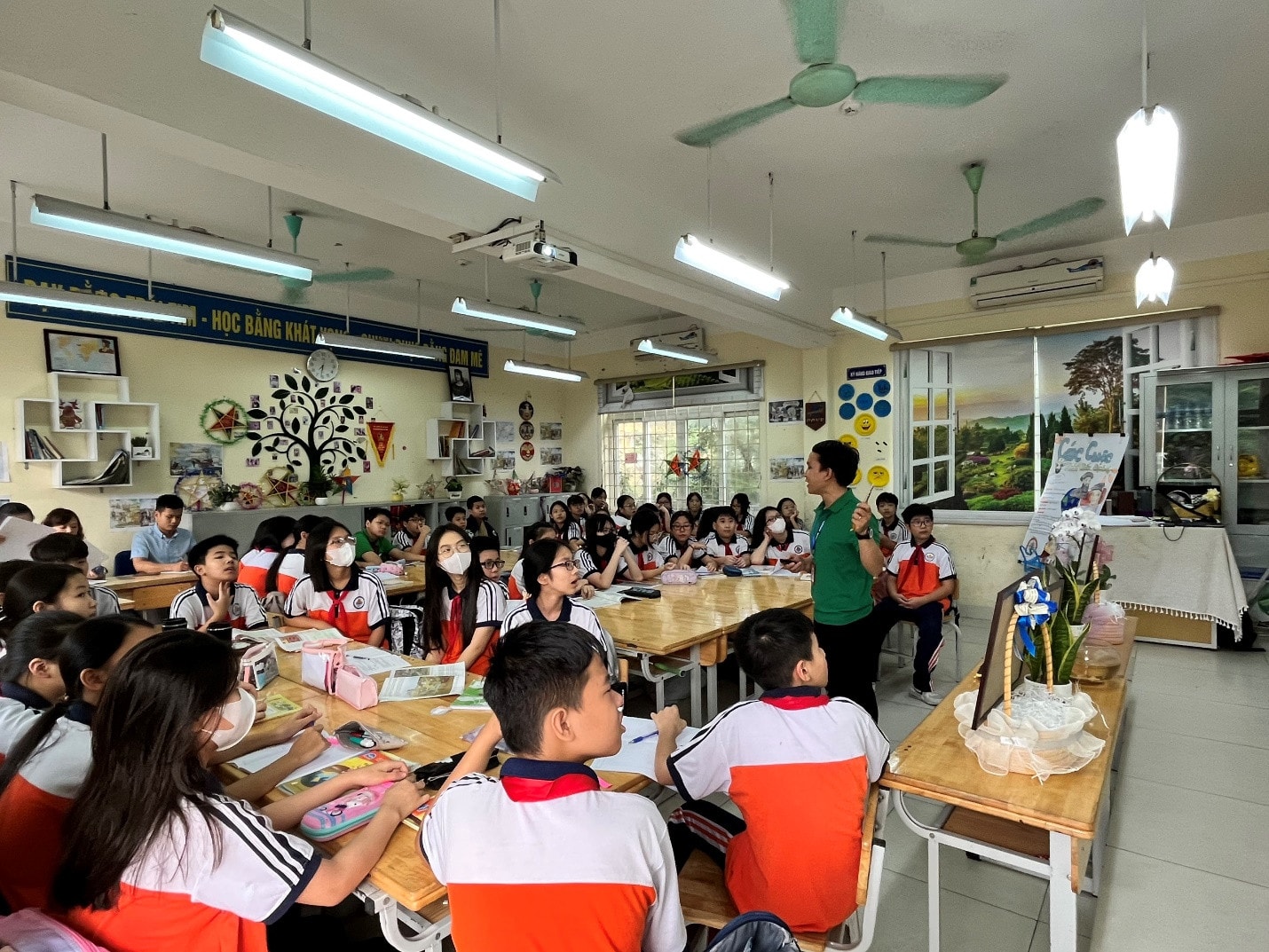Học lịch sử qua hiệu ứng phòng tranh - phương pháp học sáng tạo của thầy giáo Bùi Ngọc Đạo -0
