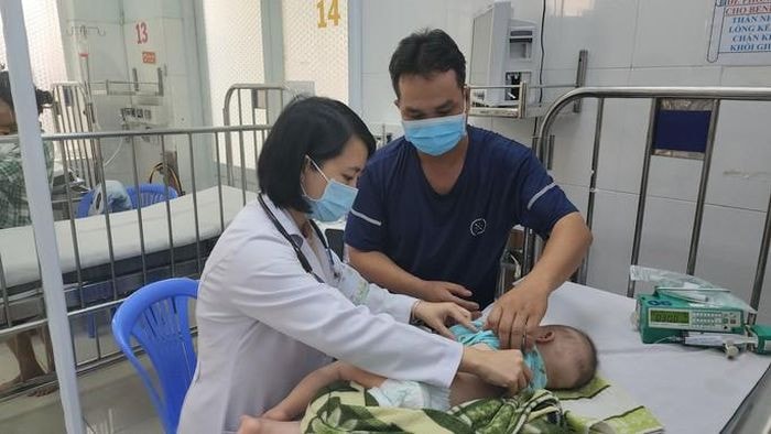 TP. Hồ Chí Minh: Bệnh hô hấp ở trẻ em tiếp tục gia tăng -0