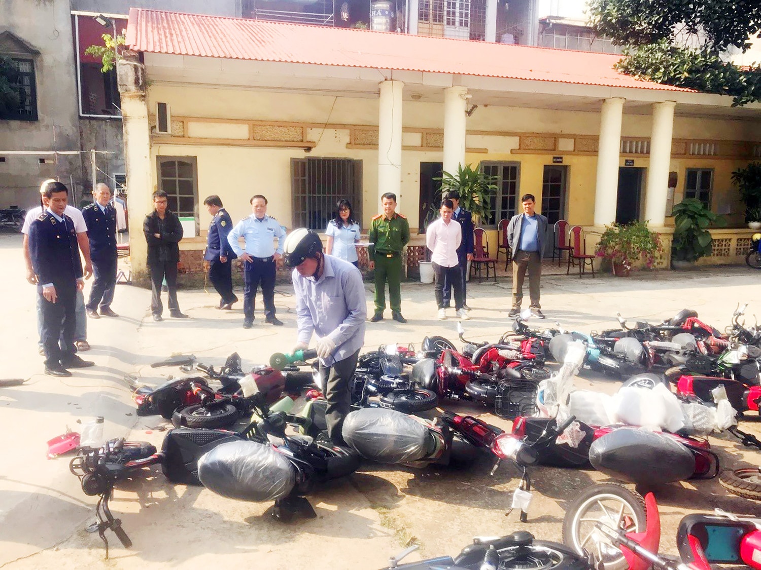 Lạng Sơn: Tiêu hủy hàng hóa vi phạm trị giá hơn 7 tỷ đồng