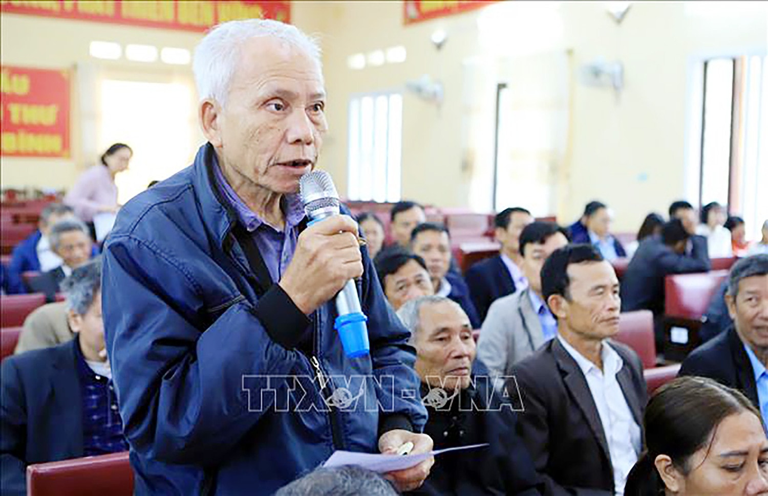 Phó Chủ tịch Quốc hội Nguyễn Khắc Định tiếp xúc cử tri tại Thái Bình