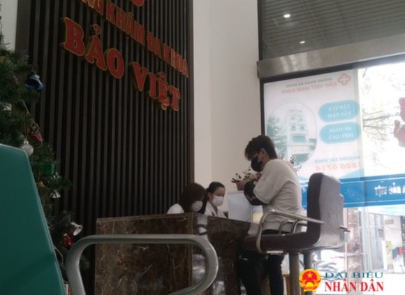 Kinh hoàng loạt phòng khám “vẽ bệnh, moi tiền” bệnh nhân tại trung tâm các thành phố lớn -0