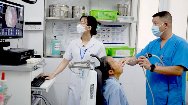 Những nguy hiểm khi hóc dị vật xương “di động”, nên xử trí ra sao? -0