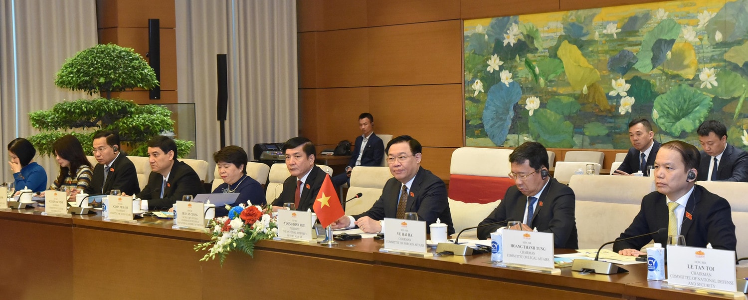 Chủ tịch Quốc hội Vương Đình Huệ đón, hội đàm với Chủ tịch Quốc hội Campuchia -0