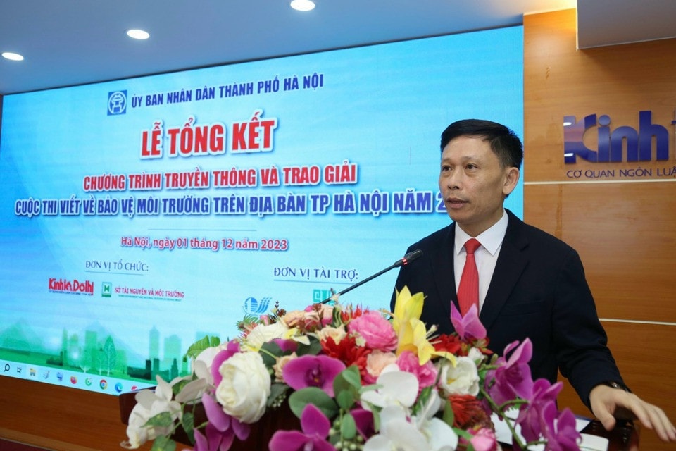 Trao giải Cuộc thi viết về 
