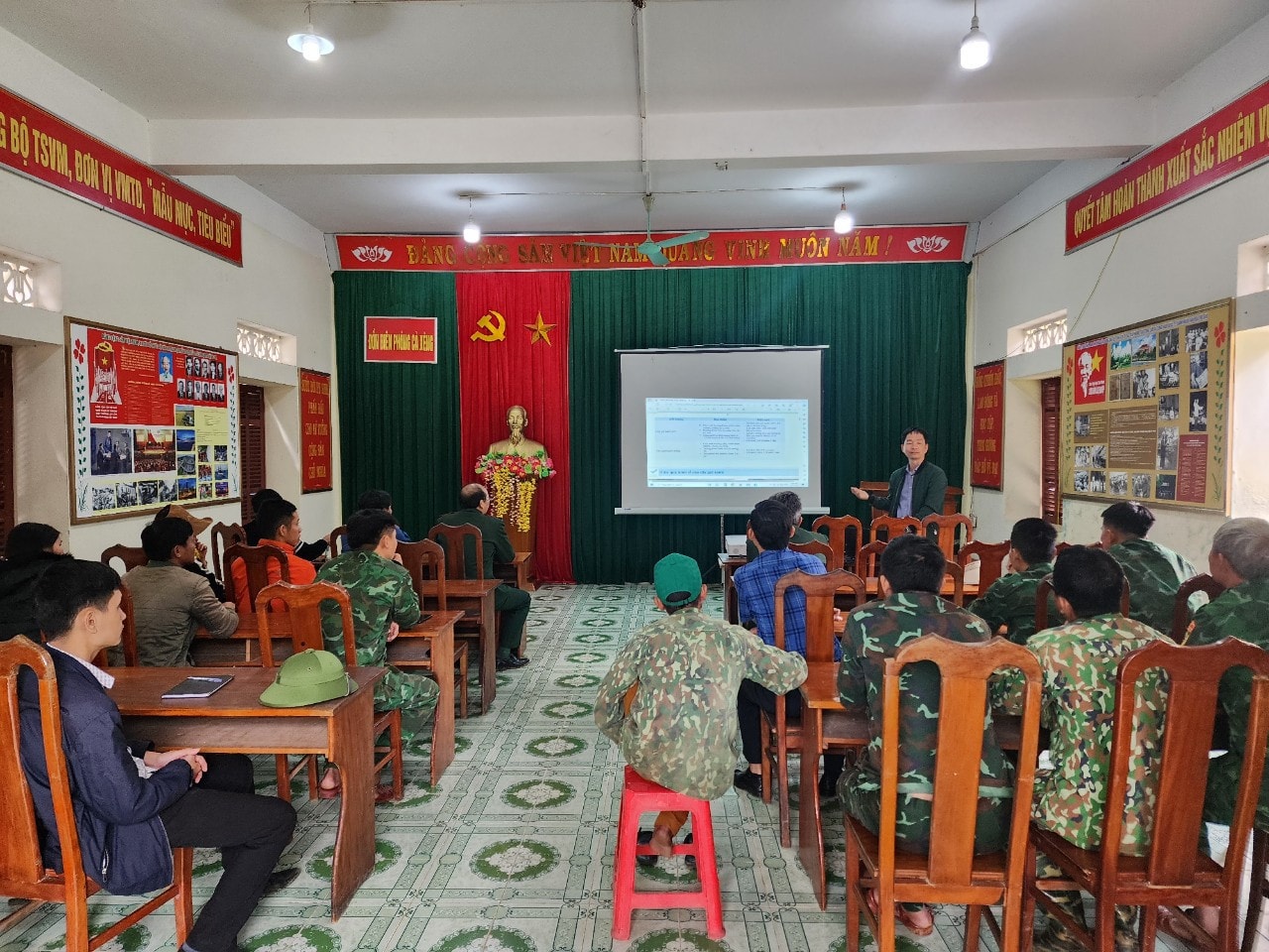 Quảng Bình: Hỗ trợ đồng bào xã biên giới phát triển kinh tế từ cây gai xanh -0