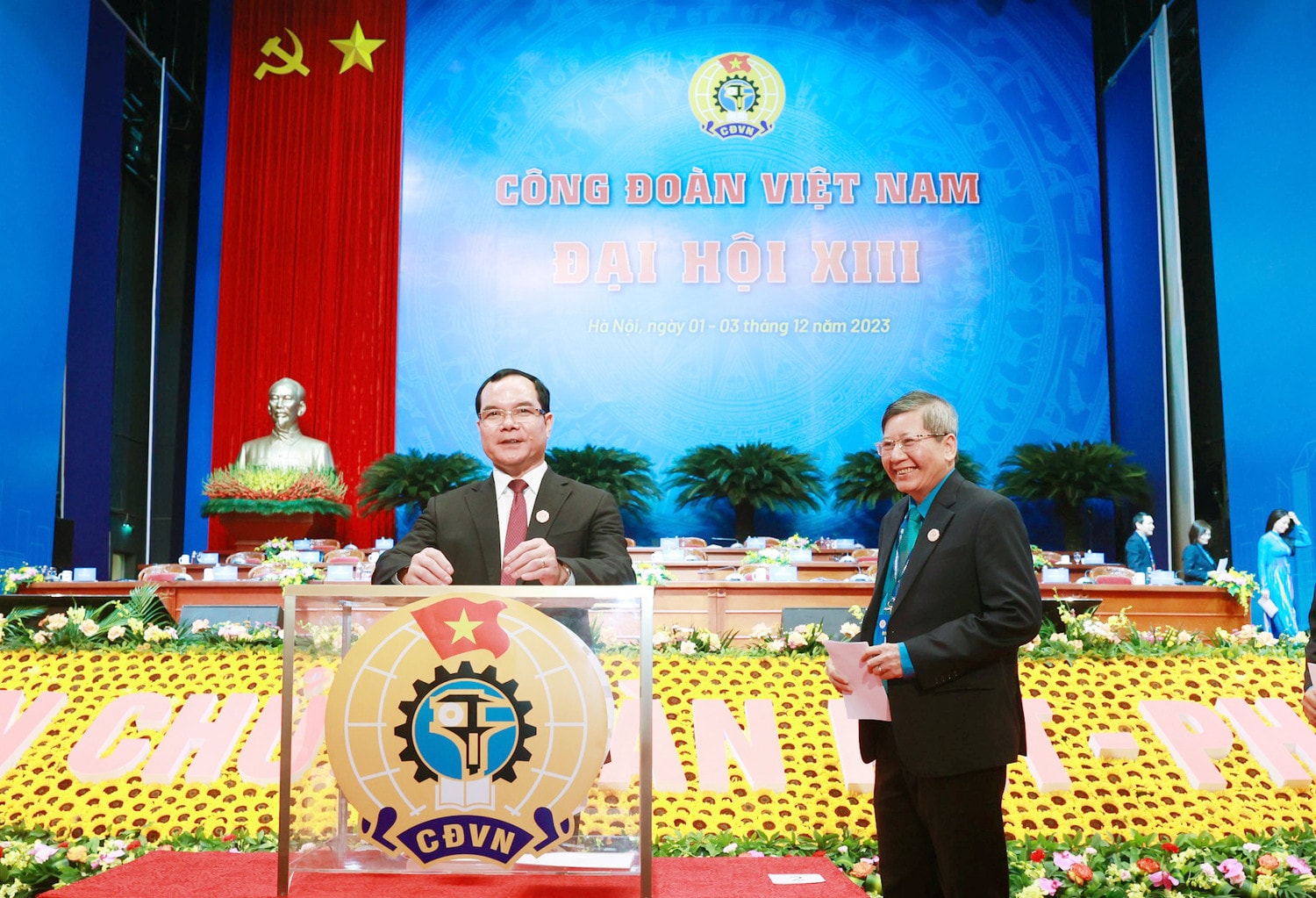 Bầu 168 Ủy viên Ban Chấp hành Tổng Liên đoàn Lao động Việt Nam khóa XIII