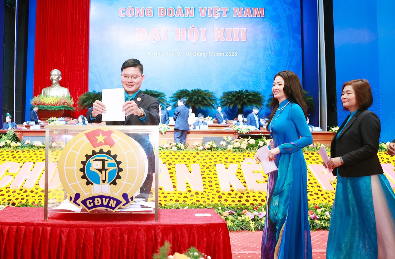 Bầu 168 Ủy viên Ban Chấp hành Tổng Liên đoàn Lao động Việt Nam khóa XIII