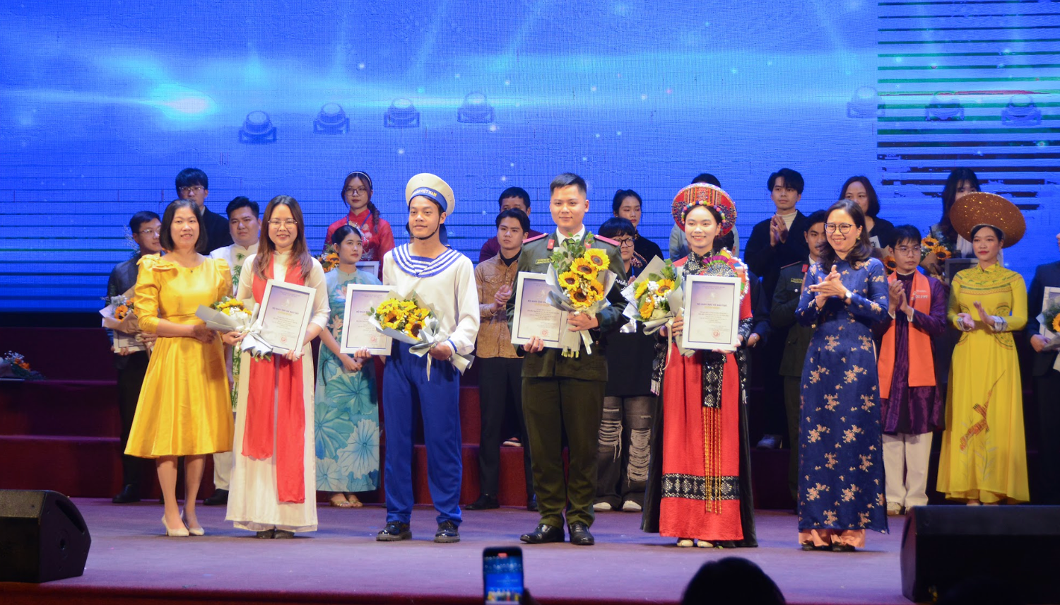Trường Đại học Sư phạm - Đại học Thái Nguyên đoạt giải Nhất Cuộc thi “Tiếng hát sinh viên” năm 2023 khu vực phía Bắc -0